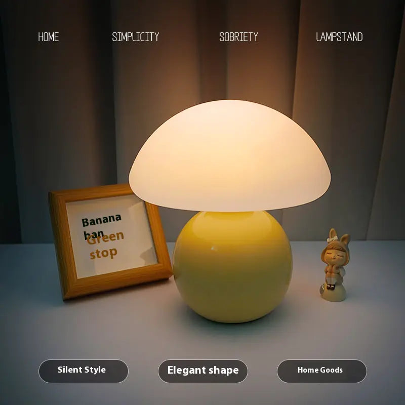 Cream Mushroom Night Lamp